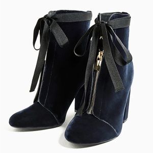 Zara Size 39 Navy Velvet Ribbon Zip Up Boots